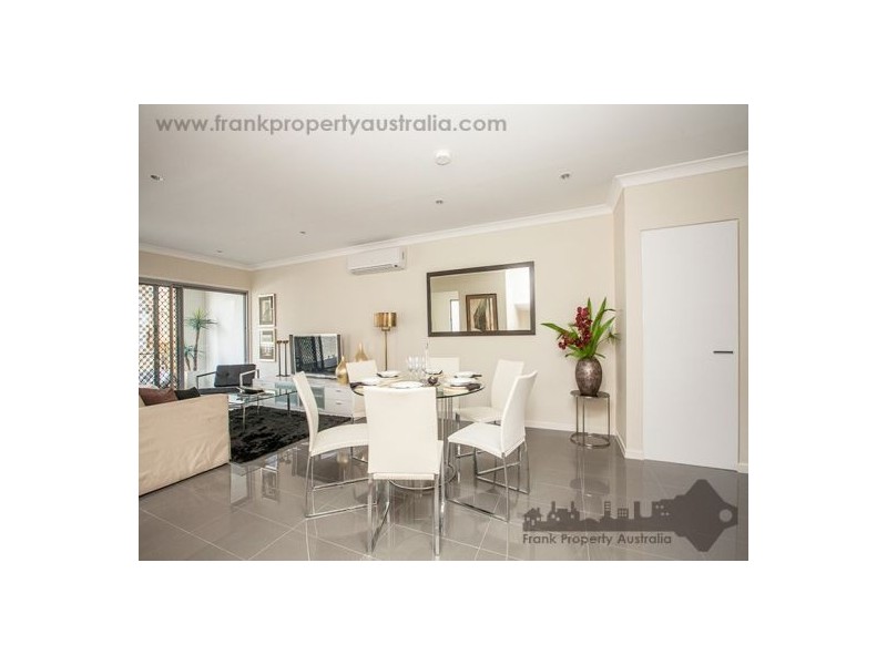 18 Whitley Street, Mount Gravatt East QLD 4122