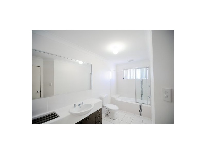 27/15 James Edward Street, Richlands QLD 4077