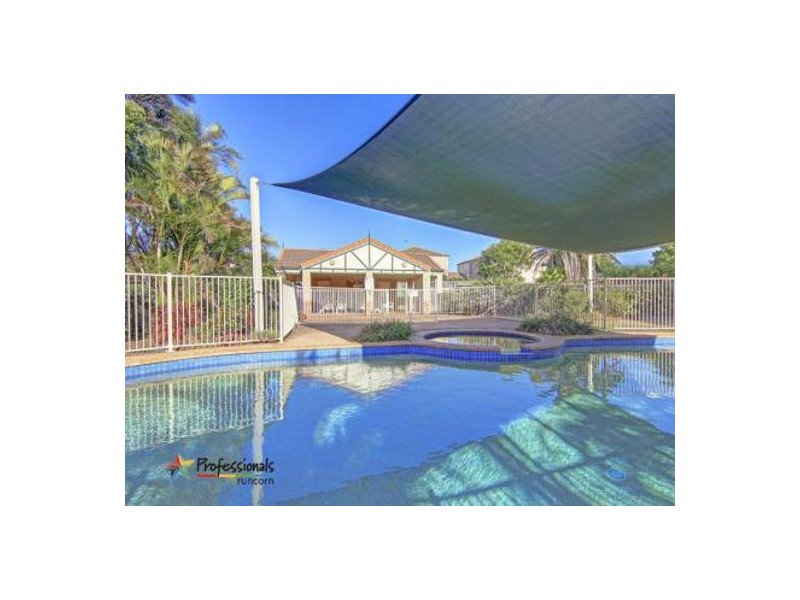 9 Hillview Street, Runcorn QLD 4113