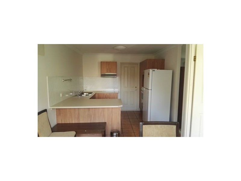 8 Manor Street, Eight Mile Plains QLD 4113