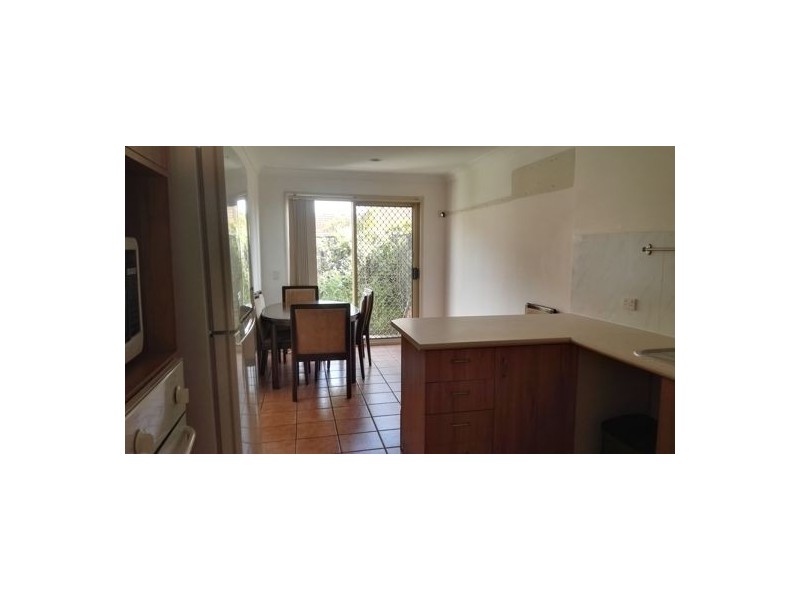 8 Manor Street, Eight Mile Plains QLD 4113