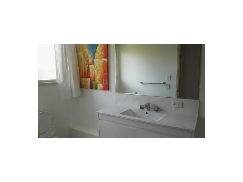 8 Manor Street, Eight Mile Plains QLD 4113