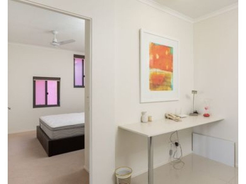 30/171 Scarborough Street, Southport QLD 4215