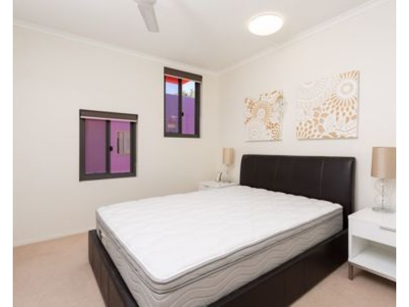 30/171 Scarborough Street, Southport QLD 4215