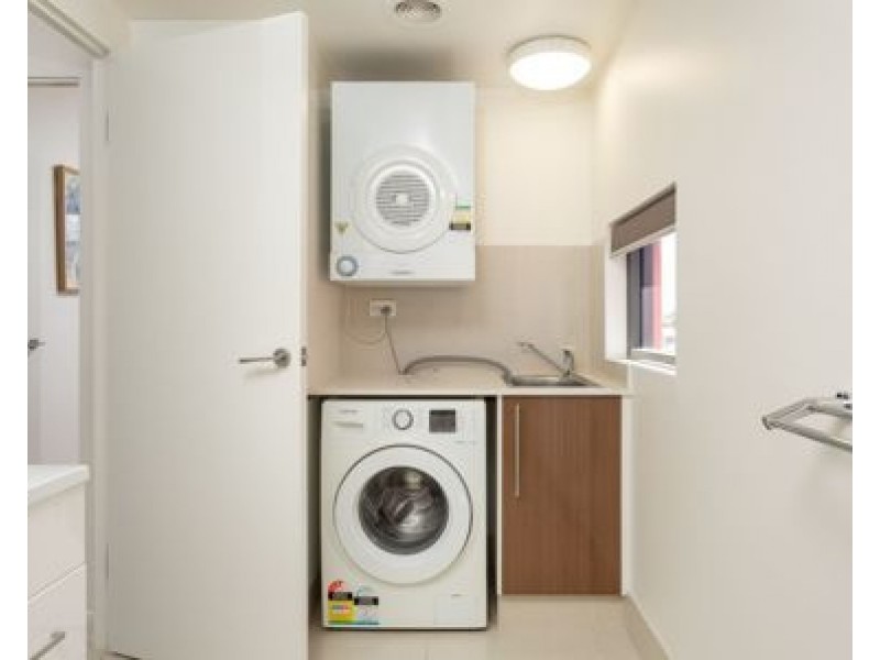 30/171 Scarborough Street, Southport QLD 4215