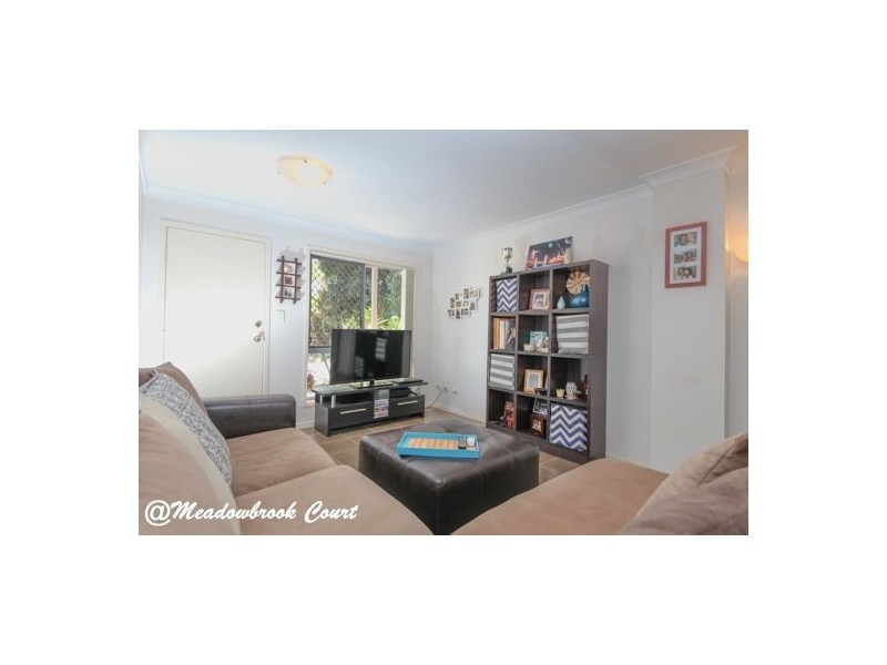 34-42 University Drive, Meadowbrook QLD 4131
