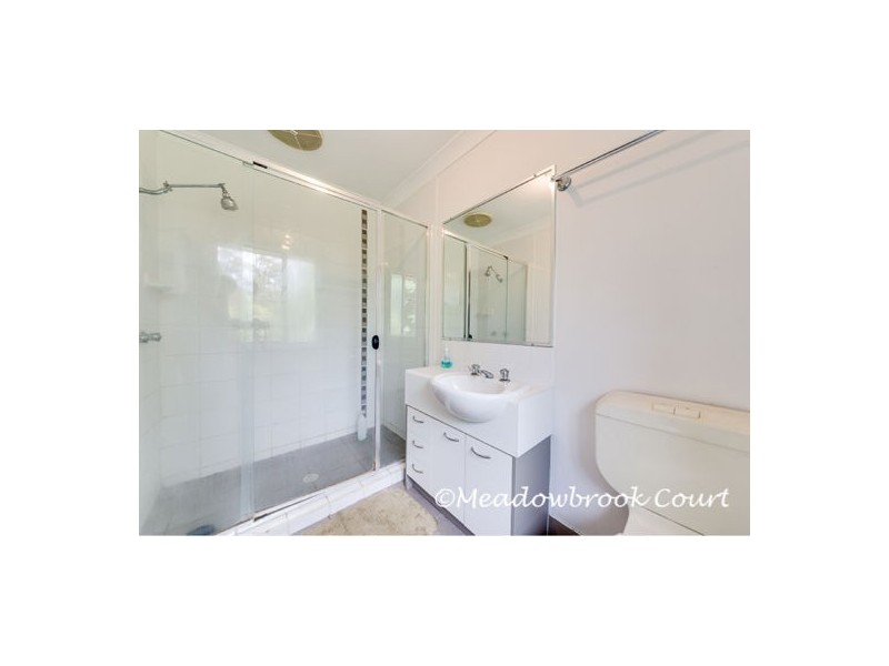 34-42 University Drive, Meadowbrook QLD 4131