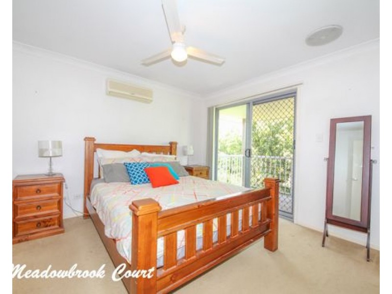 34-42 University Drive, Meadowbrook QLD 4131