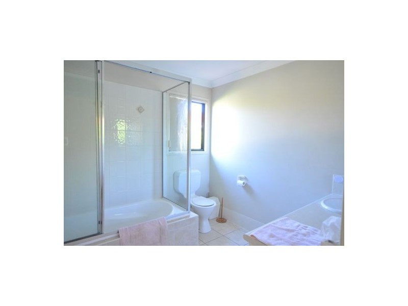 1158 CAVENDISH ROAD, Mount Gravatt East QLD 4122