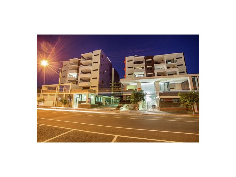 39/171 Scarborbough Street, Southport QLD 4215