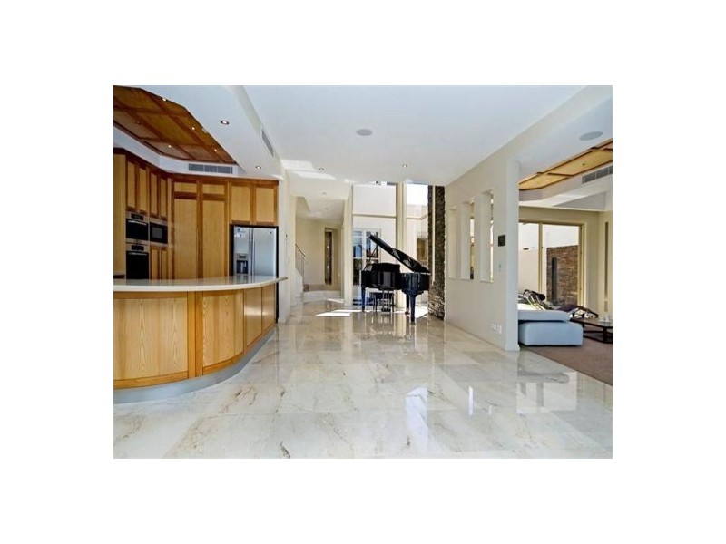 8034 Key Waters, Hope Island QLD 4212