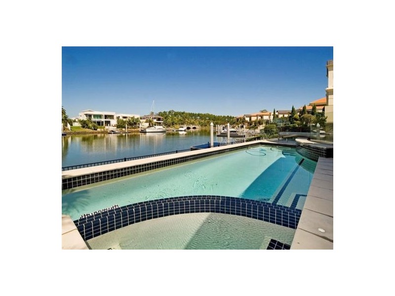 8034 Key Waters, Hope Island QLD 4212