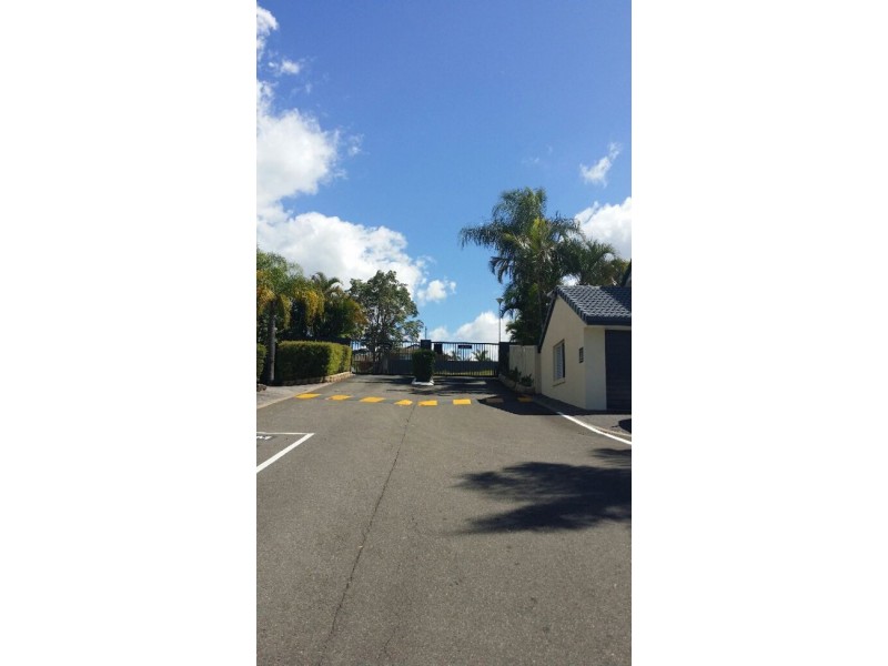 35 Killarney Avenue, Robina QLD 4226