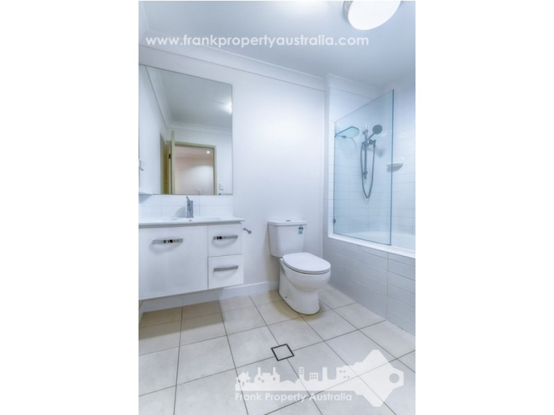 18 Whitley St, Mount Gravatt East QLD 4122