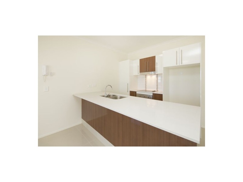 31/171 Scarborough street, Southport QLD 4215