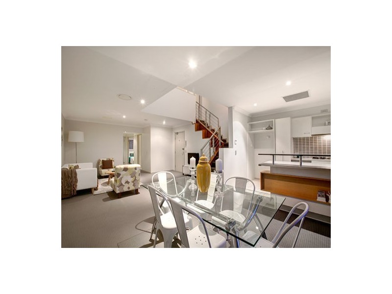 45 Oxlade Drive, New Farm QLD 4005