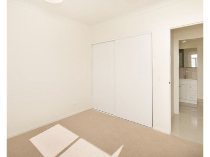 21/171 Scarborough Street, Southport QLD 4215
