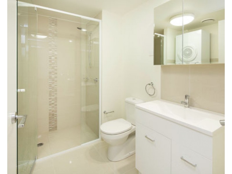 21/171 Scarborough Street, Southport QLD 4215