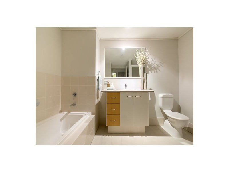 45 Oxlade Drive, New Farm QLD 4005