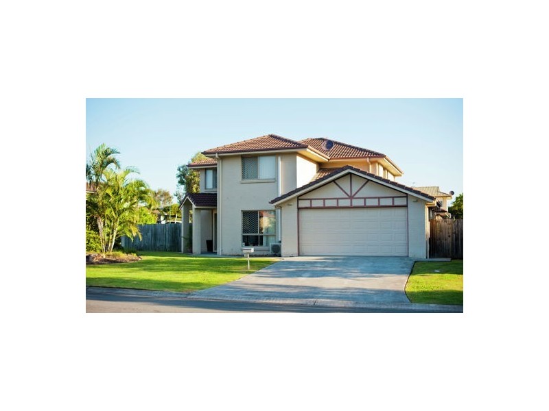 18 Karajini Crescent, Parkinson QLD 4115