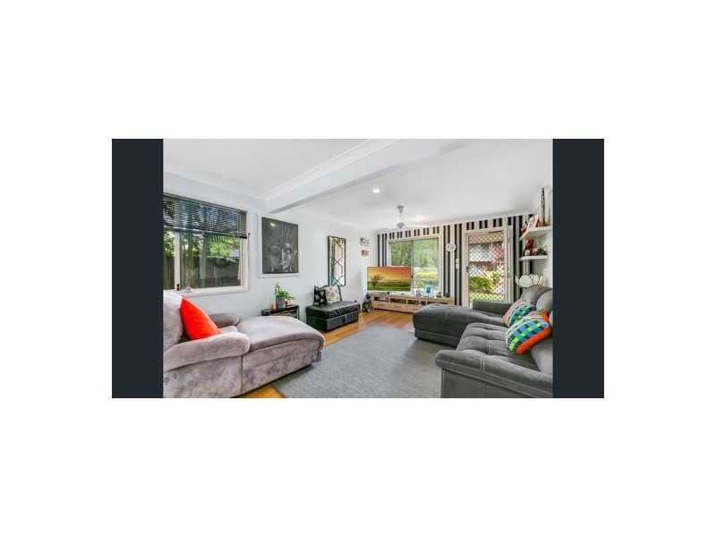 23 42 Beattie Rd, Coomera QLD 4209