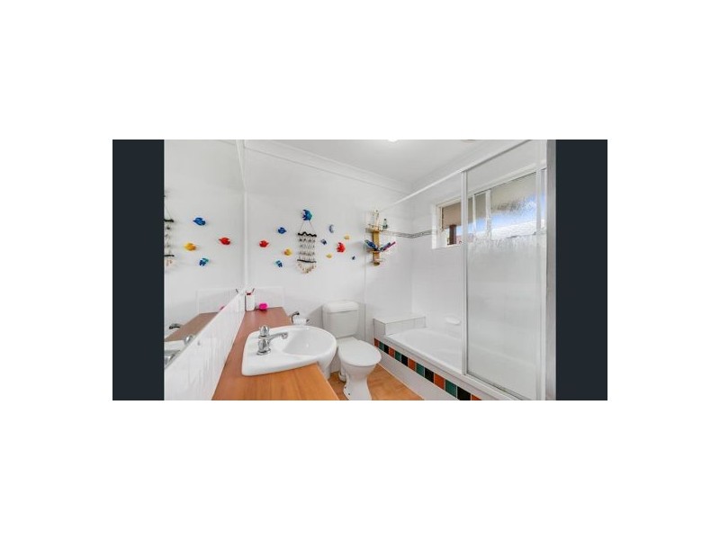 23 42 Beattie Rd, Coomera QLD 4209