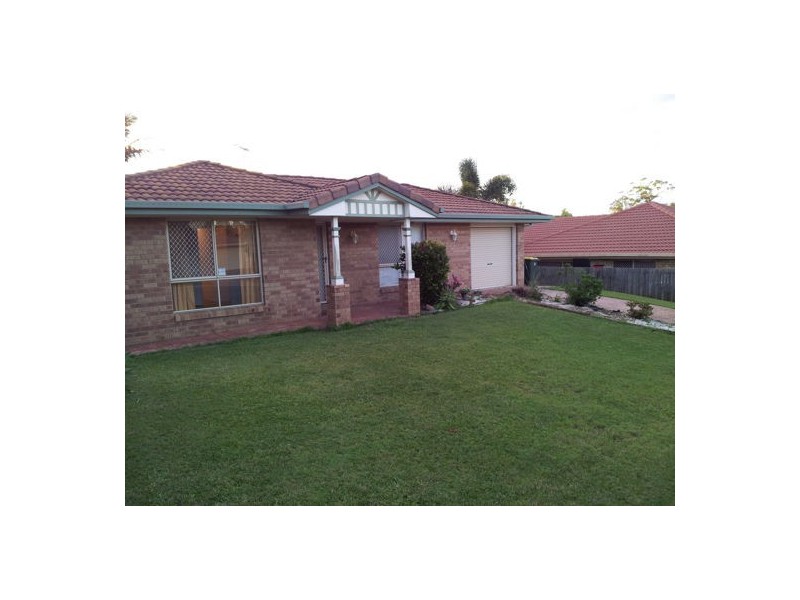 11 Scarlet Oak Place, Calamvale QLD 4116