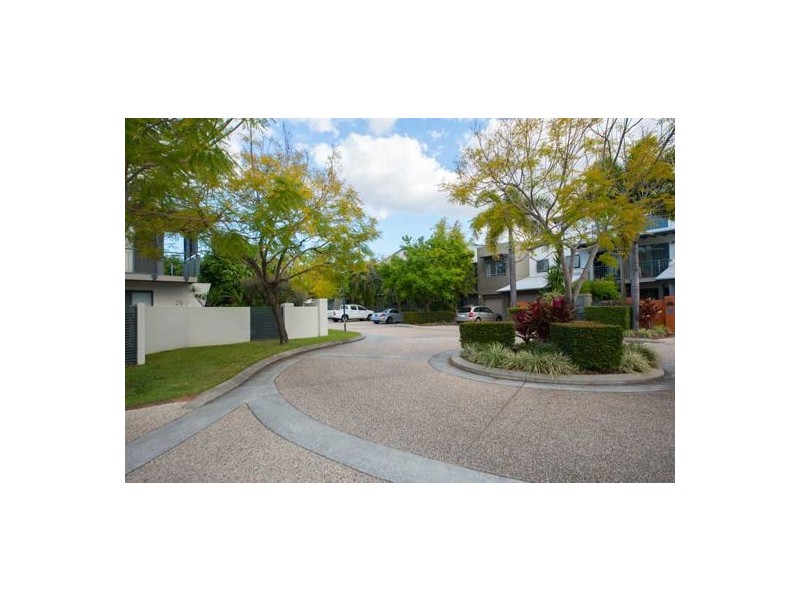 13/63 Mark Street, New Farm QLD 4005