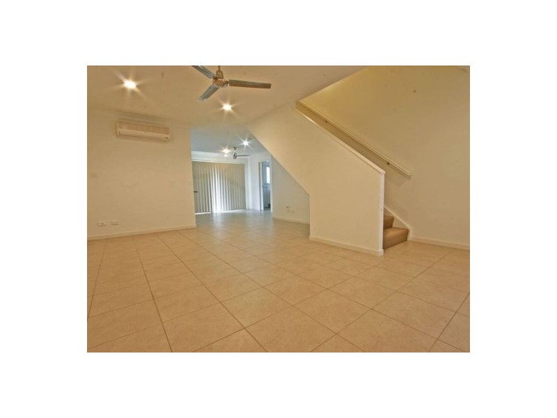 33/15 Workshops St., Brassall QLD 4305