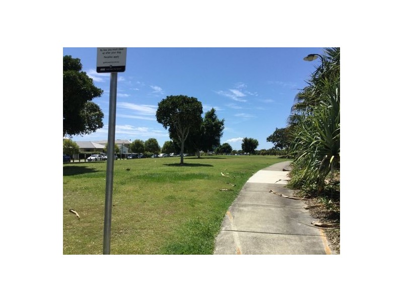 605 15 Compass Drive, Biggera Waters QLD 4216