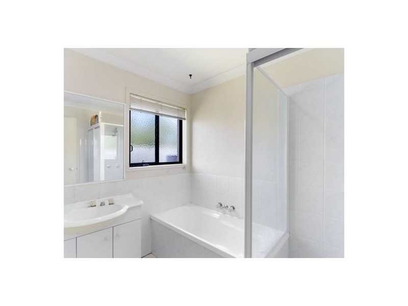 1 Studio Drive, Pacific Pines QLD 4211