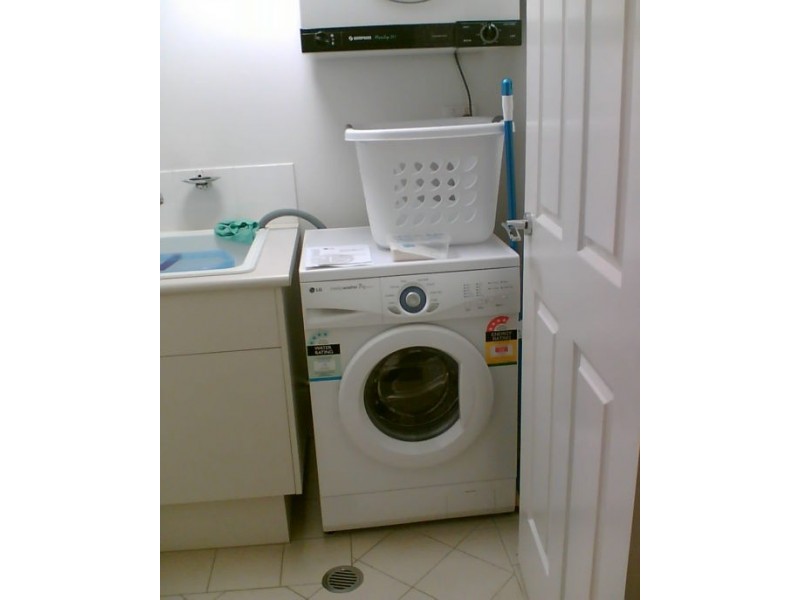 68 Howard Street, Brisbane City QLD 4000