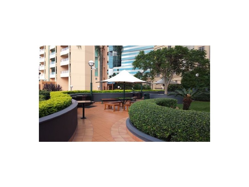 68 35 Howard Street, Brisbane City QLD 4000