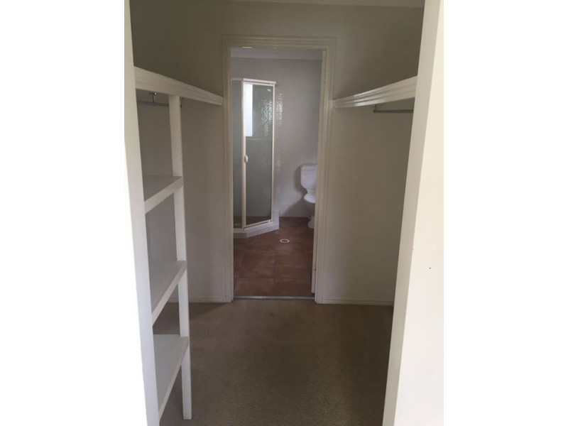 Unit2 1158 Cavendish Road, Mount Gravatt East QLD 4122