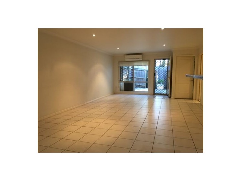 Unit 1, 15 San Mateo Boulevard, Eight Mile Plains QLD 4113