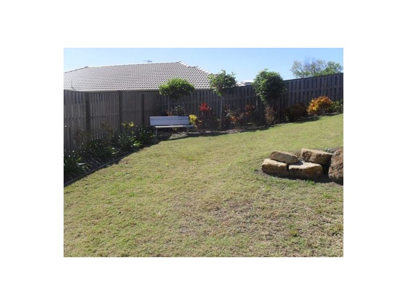 U 1 Belongil Street, Pacific Pines QLD 4211