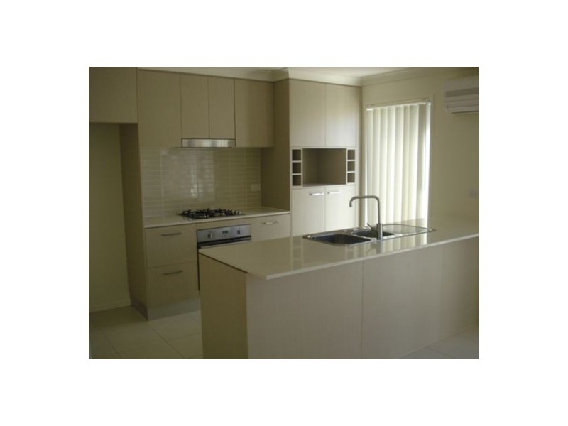 U 1 Belongil Street, Pacific Pines QLD 4211