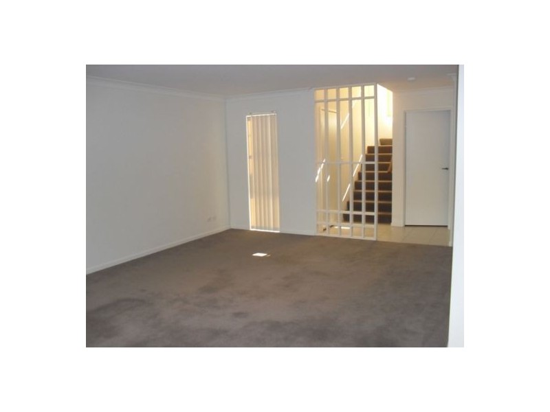 U 1 Belongil Street, Pacific Pines QLD 4211