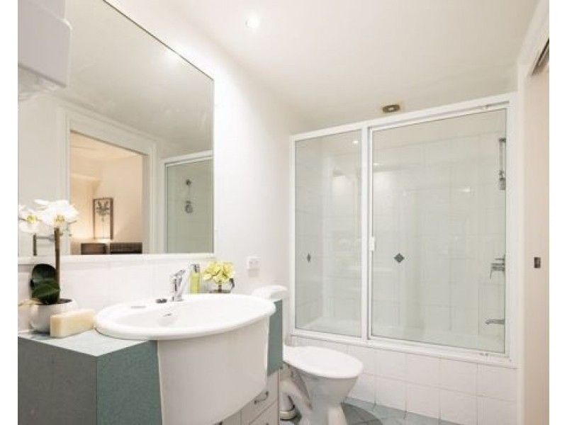 130/176 Sydney Street, New Farm QLD 4005