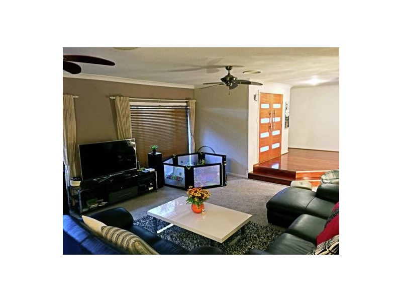 24 Tullamarine Drive, Robina QLD 4226