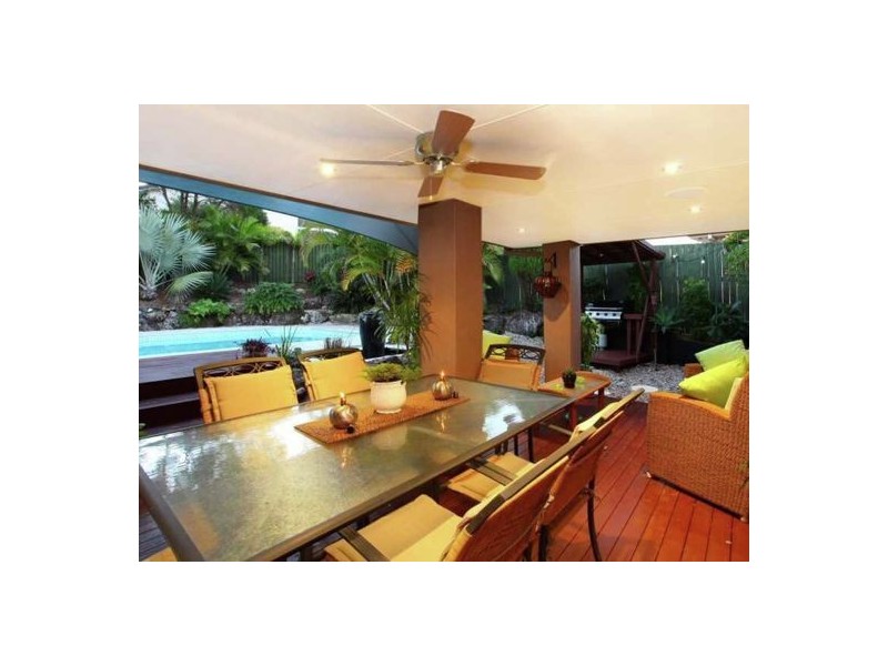 24 Tullamarine Drive, Robina QLD 4226