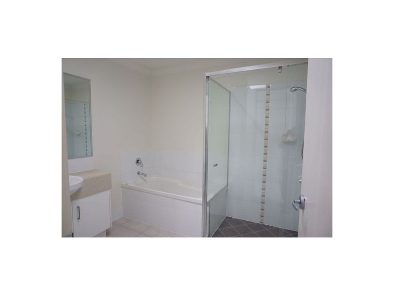 39/15 WORKSHOPS ST, Brassall QLD 4305