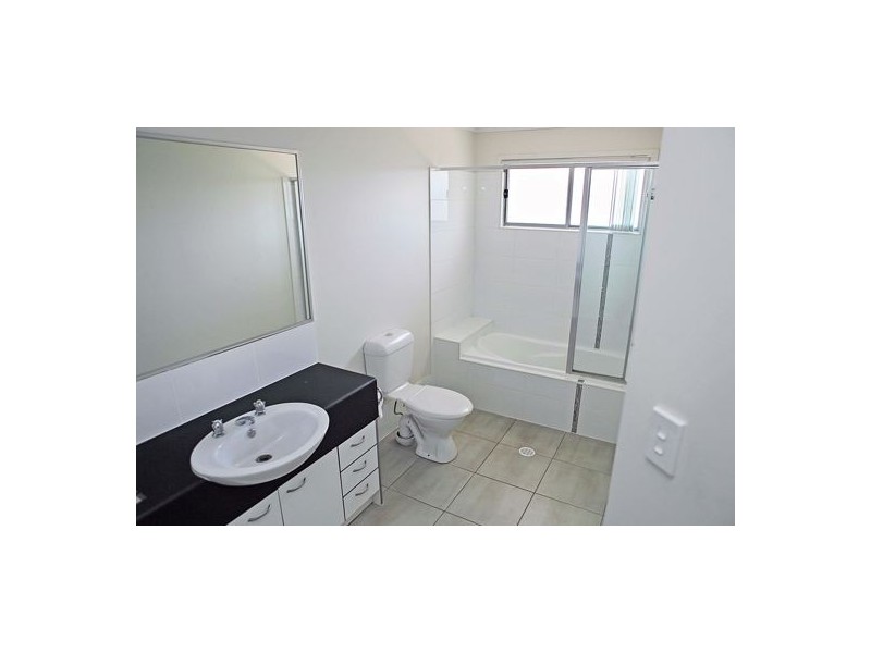 2311 Logan Rd, Eight Mile Plains QLD 4113