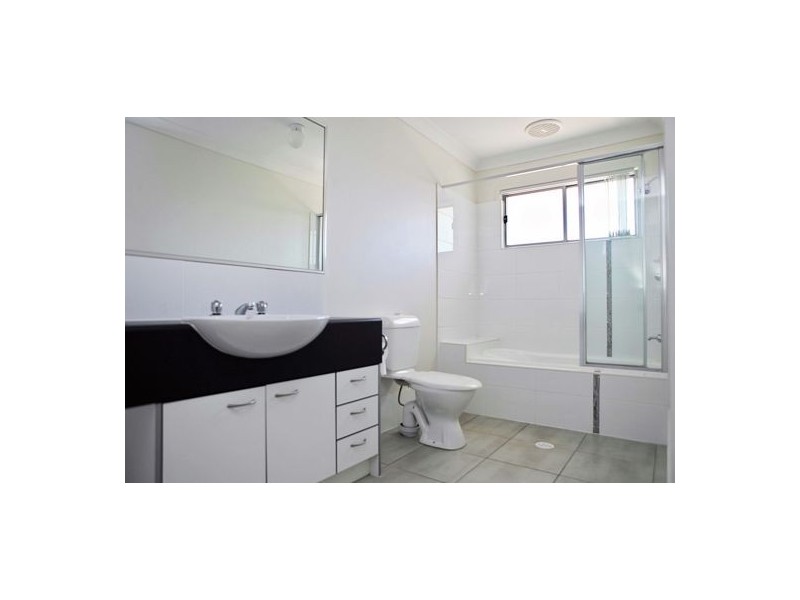 2311 Logan Rd, Eight Mile Plains QLD 4113