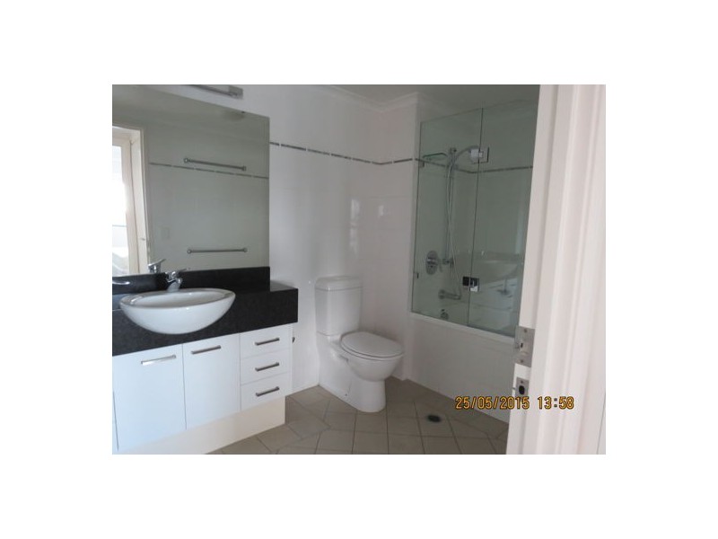 049 35 Howard Street, Brisbane City QLD 4000