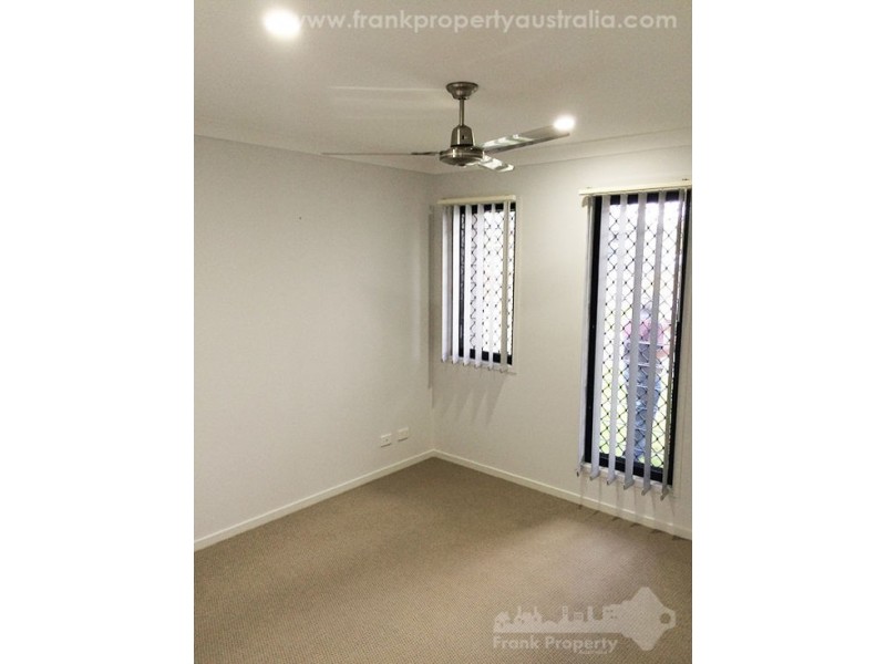 26 Cottrell Drive, Pimpama QLD 4209