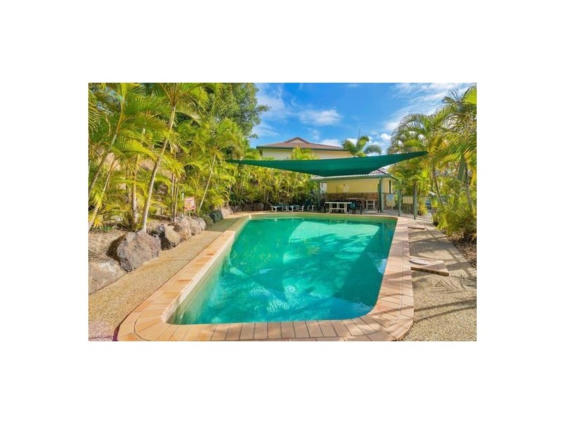3 15 Simpsons Road, Elanora QLD 4221