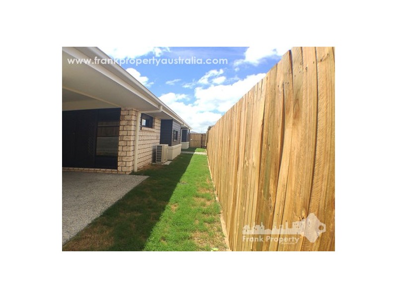 8 Troy Knight Drive, Pimpama QLD 4209