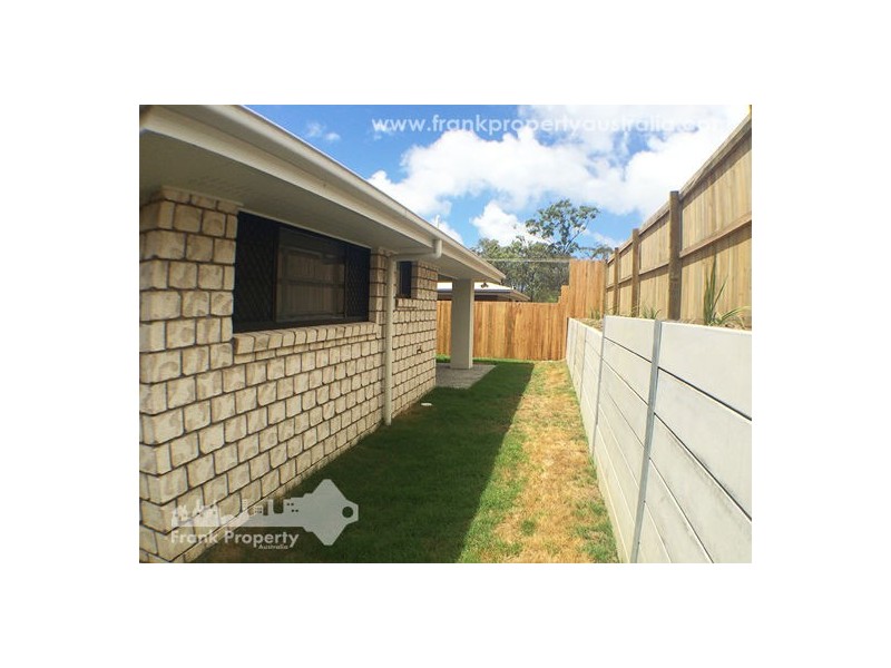 8 Troy Knight Drive, Pimpama QLD 4209