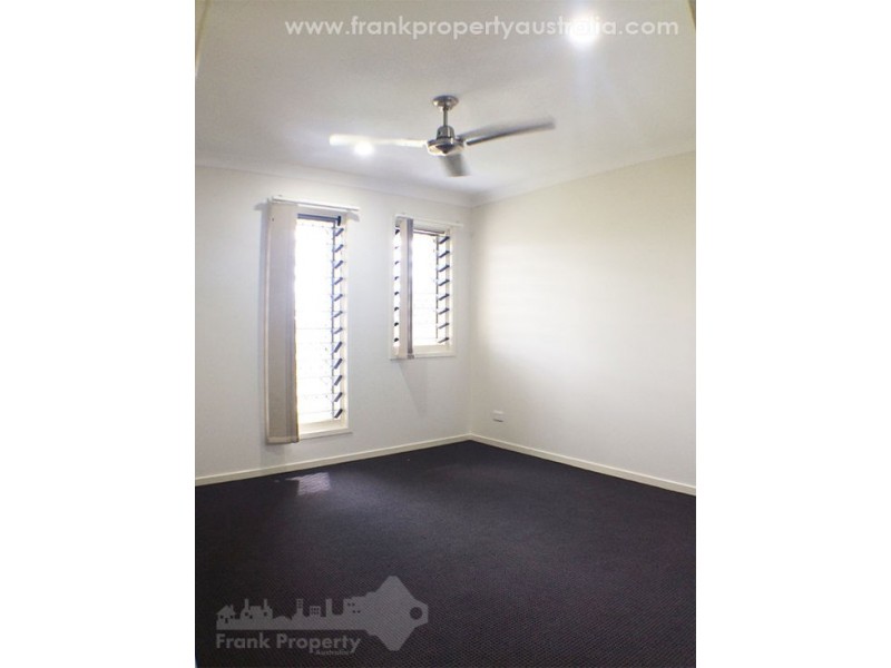 12 Troy Knight Drive, Pimpama QLD 4209